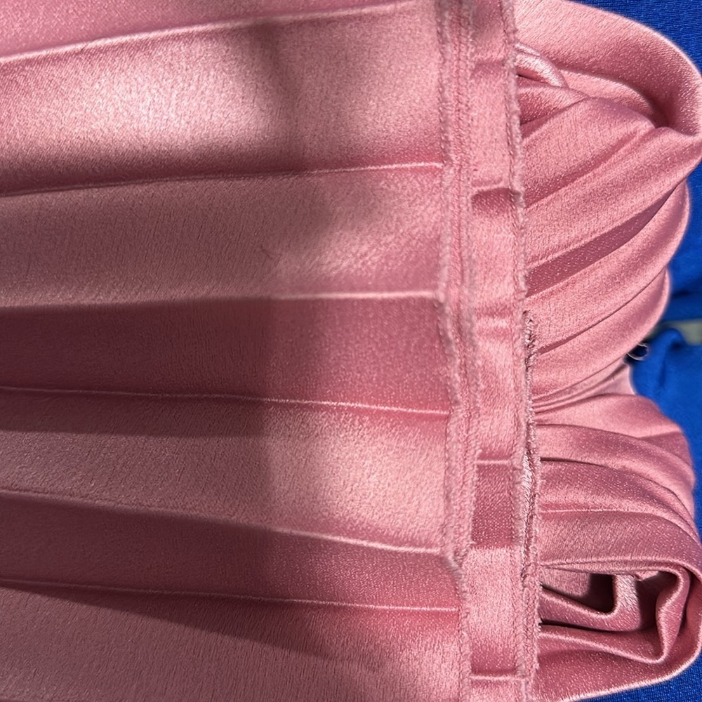 H&M High Waisted Elegant Pink Pleated Stretch Band Shiny Satin Like Skirt - Picture 8 of 8